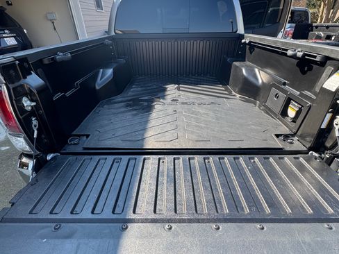 Used 2023 Toyota Tacoma TRD Off-Road image 14