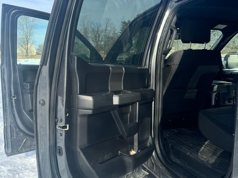 Used 2017 Ford F150 XLT w/ Equipment Group 302A Luxury image 10