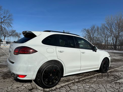 Used 2013 Porsche Cayenne GTS image 4