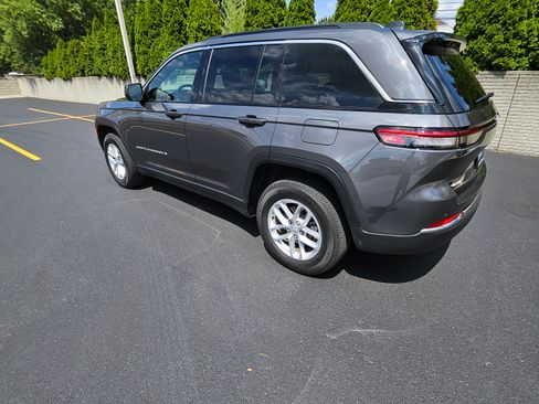 Used 2024 Jeep Grand Cherokee Laredo X w/ Luxury Tech Group I image 10