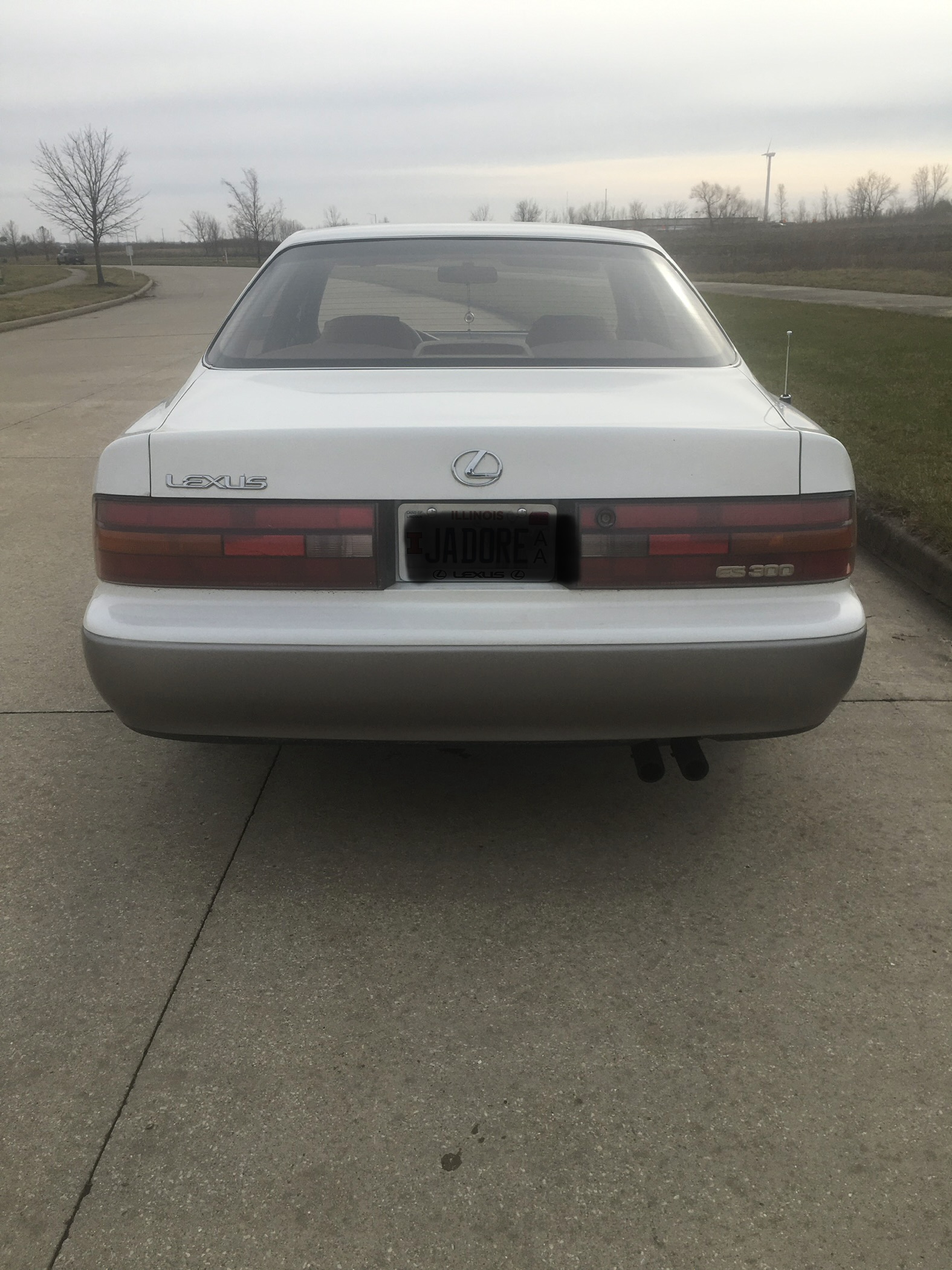 Used 1992 Lexus ES 330 w/ Leather Trim Pkg FWD image 2