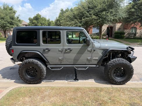Used 2020 Jeep Wrangler Unlimited Sport S AWD/4WD image 11