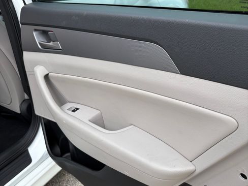 Used 2018 Hyundai Sonata SEL FWD image 13