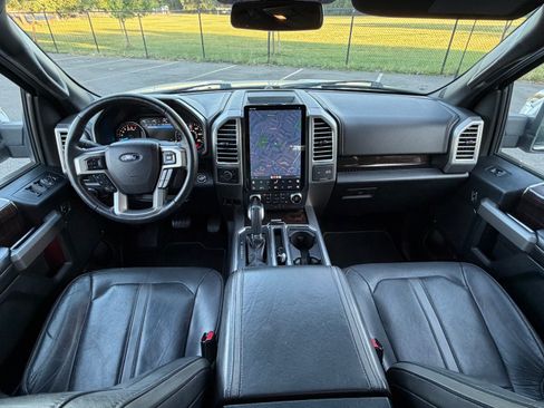 Used 2015 Ford F150 Platinum w/ Equipment Group 701A Luxury RWD image 18