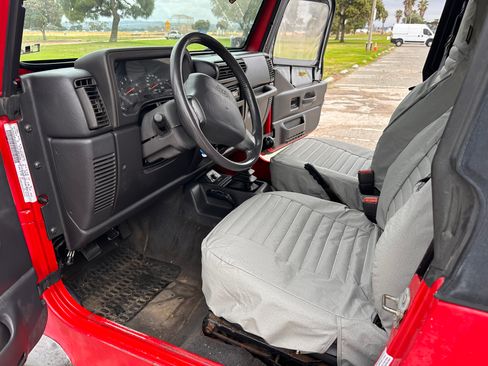 Used 2001 Jeep Wrangler SE AWD/4WD image 10