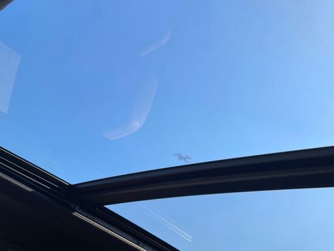 Used 2021 Ford F150 Platinum w/ Equipment Group 701A High image 12