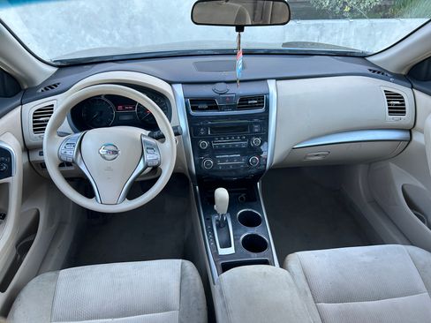 Used 2013 Nissan Altima 2.5 S image 9