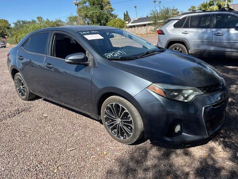 Used 2015 Toyota Corolla S image 2