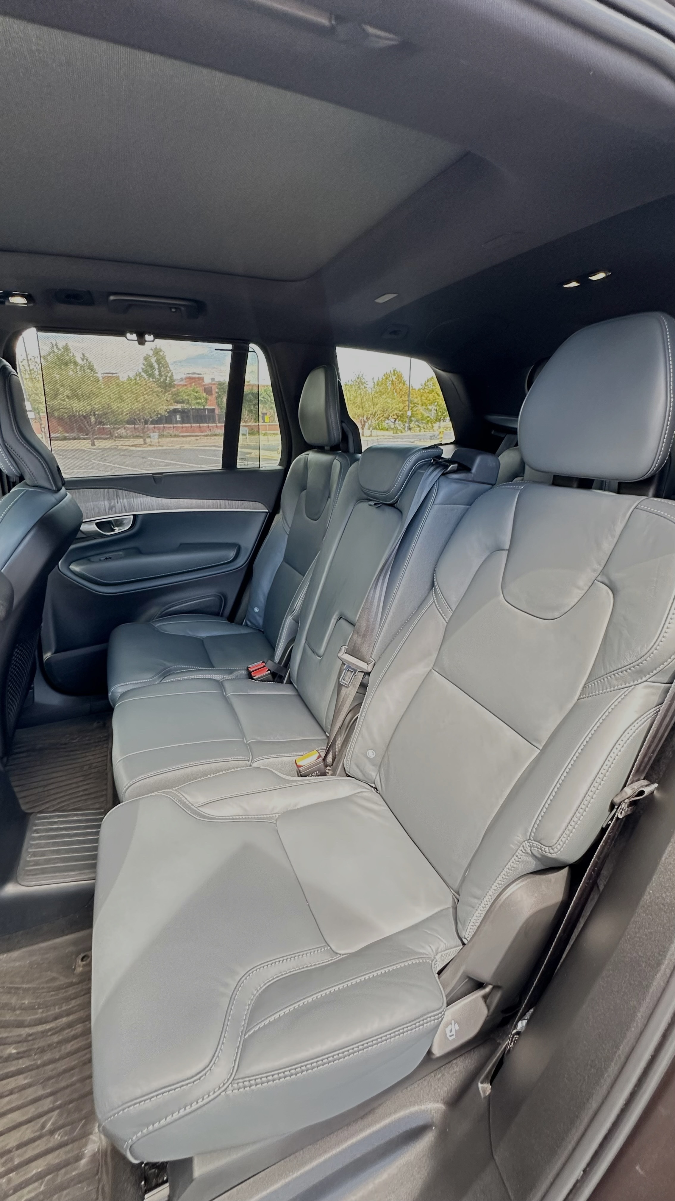 Used 2023 Volvo XC90 T8 Ultimate w/ Protection Package Premier AWD/4WD image 17
