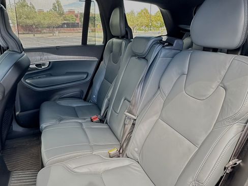 Used 2023 Volvo XC90 T8 Ultimate w/ Protection Package Premier AWD/4WD image 17