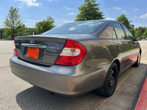 Used 2002 Toyota Camry XLE image 6