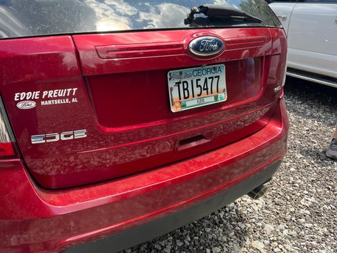 Used 2013 Ford Edge SEL FWD image 16