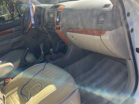 Used 2005 Lexus GX 470 image 14