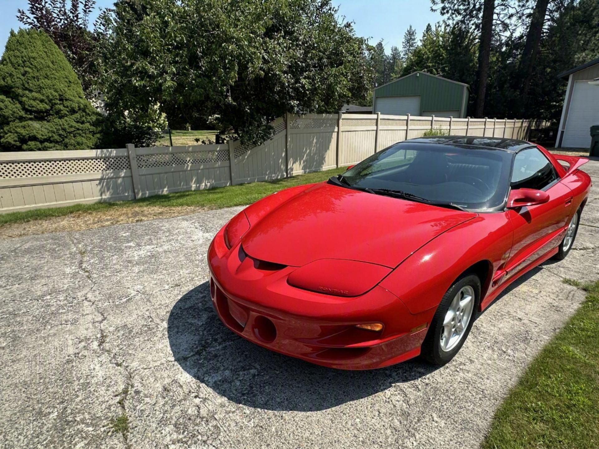 Used 2001 Pontiac Firebird Formula w/ Protection Group RWD image 4