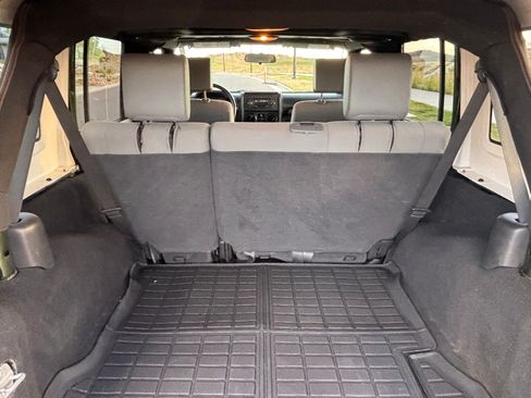Used 2008 Jeep Wrangler Unlimited X AWD/4WD image 9