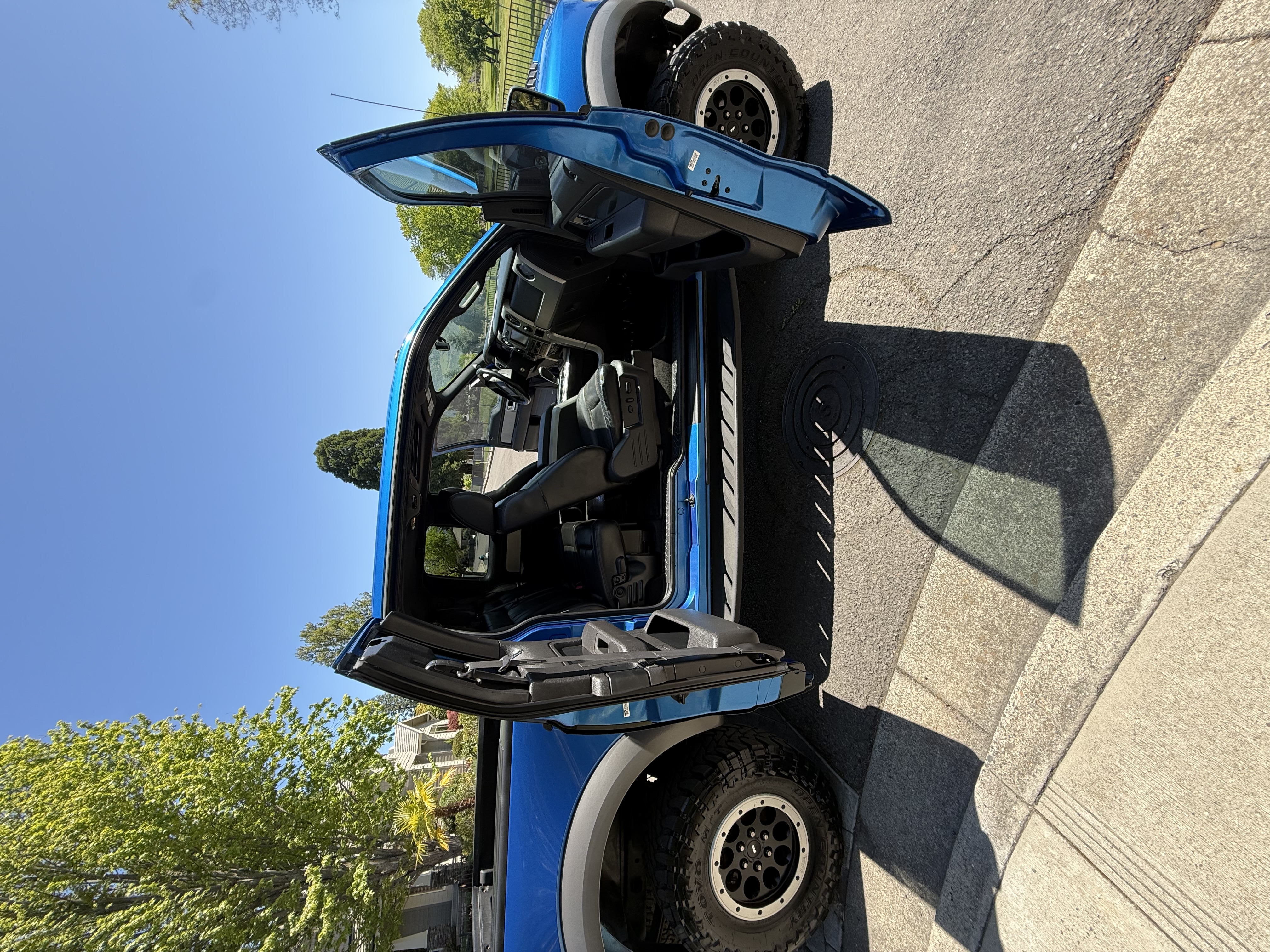 Used 2010 Ford F150 Raptor AWD/4WD image 12