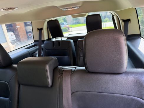 Used 2018 Ford Flex SEL w/ Equipment Group 202A FWD image 18