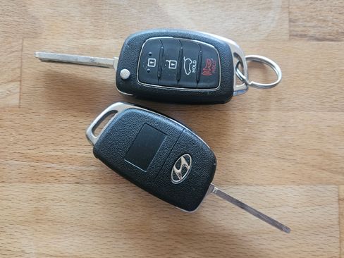 Used 2016 Hyundai Santa Fe Sport w/ Option Group 02 image 16