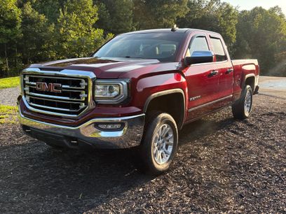 Used 2017 GMC Sierra 1500 SLT w/ SLT Premium Package