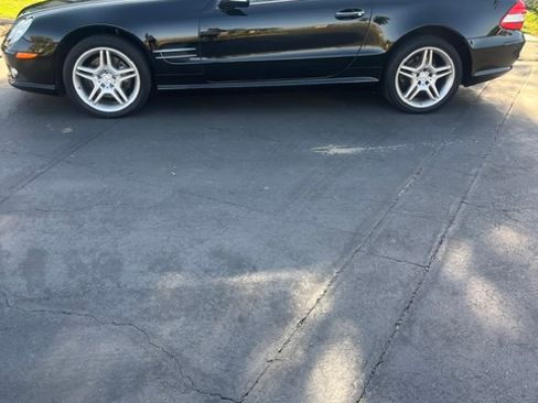 Used 2008 Mercedes-Benz SL 550 image 8