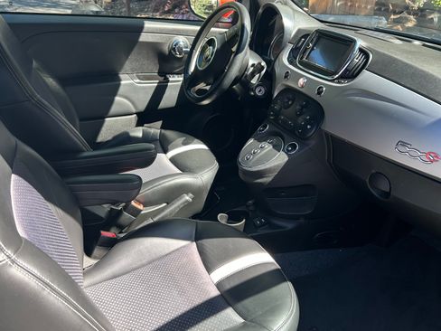 Used 2017 FIAT 500 e w/ Esport Package image 6