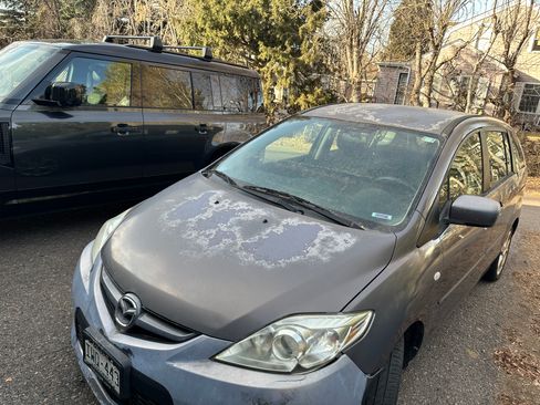 Used 2008 MAZDA MAZDA5 Sport image 17