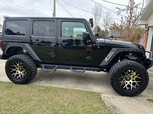 Used 2017 Jeep Wrangler Unlimited Sport w/ Quick Order Package 24S image 5
