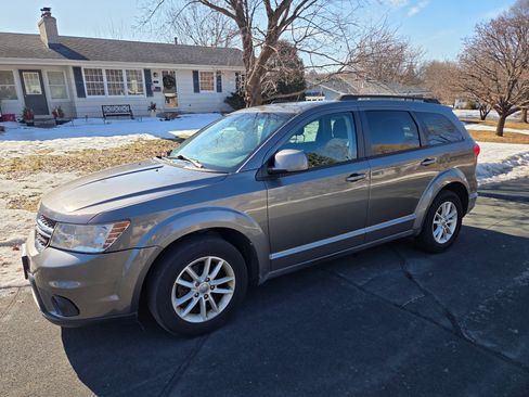 Used 2013 Dodge Journey SXT w/ Popular Equipment Group image 1