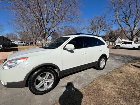 Used 2008 Hyundai Veracruz GLS image 2
