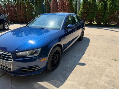 Used 2017 Audi A4 2.0T Premium w/ Convenience Package AWD/4WD image 4