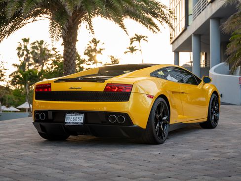 Used 2013 Lamborghini Gallardo LP 550-2 image 8