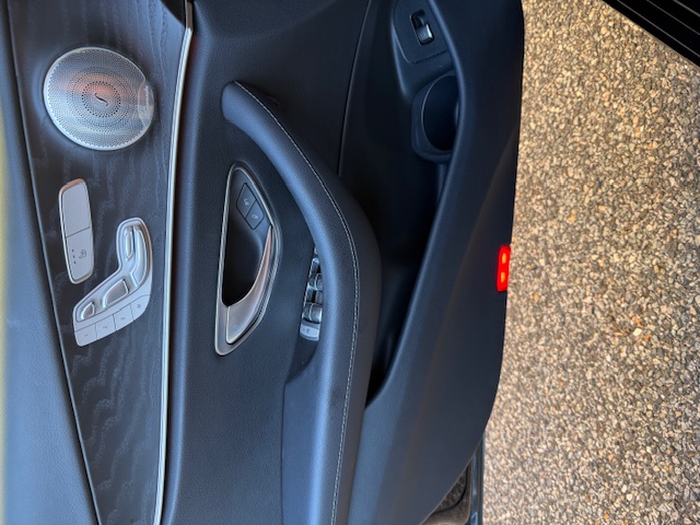 Used 2023 Mercedes-Benz E 350 4MATIC Sedan image 12