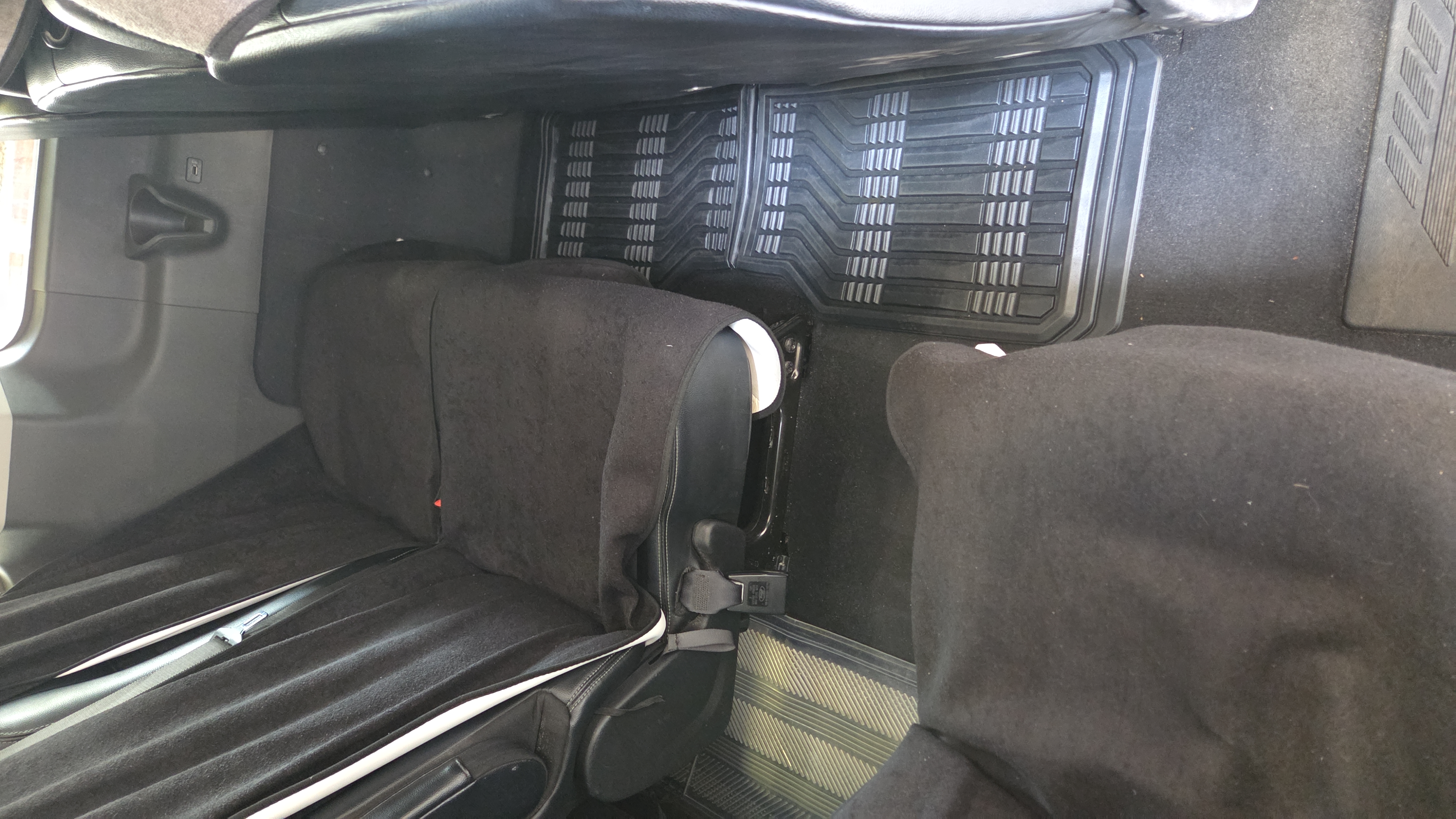 Used 2022 Ford Transit 350 XLT RWD image 17