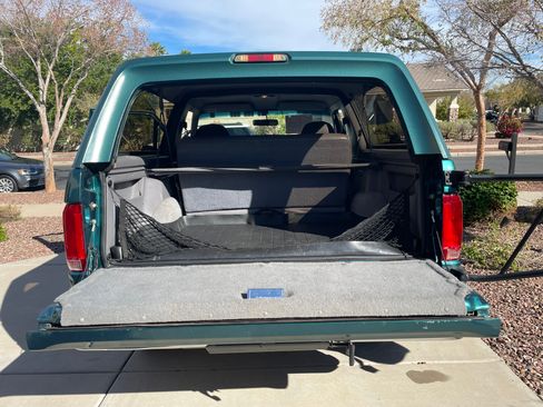 Used 1996 Ford Bronco image 16
