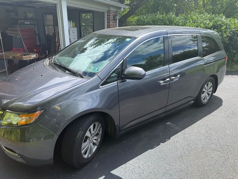 Used 2016 Honda Odyssey EX-L image 1