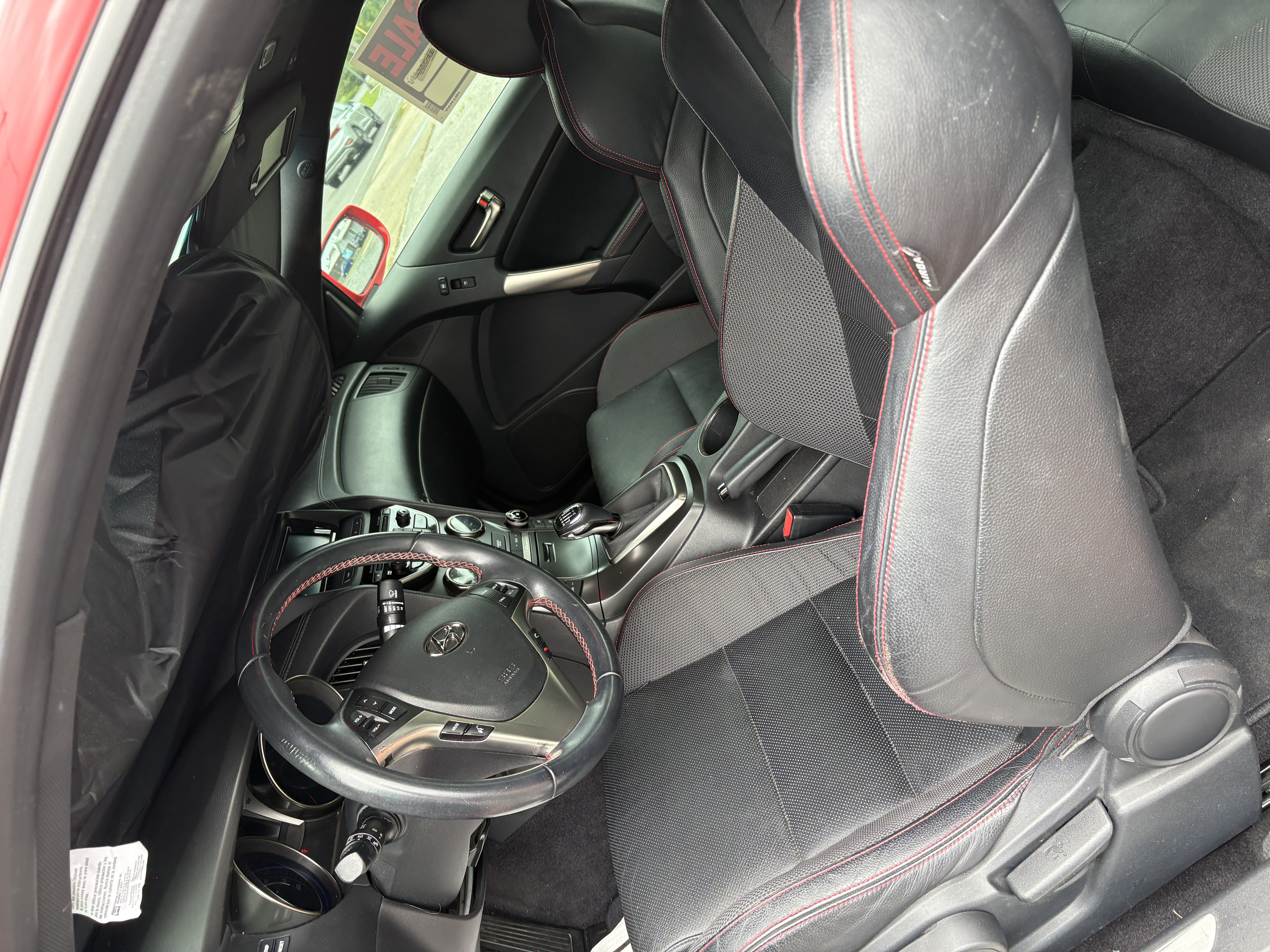 Used 2016 Hyundai Genesis Coupe 3.8 RWD image 16