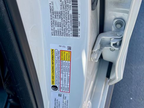 Used 2024 Honda Civic LX image 15