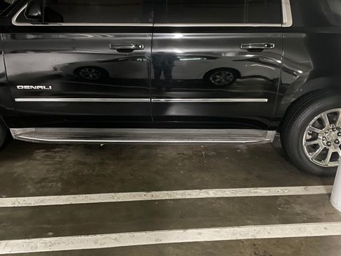 Used 2015 GMC Yukon XL Denali w/ Touring Package image 5