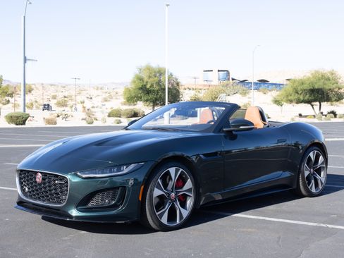 Used 2022 Jaguar F-TYPE R-Dynamic image 8