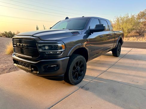 Used 2020 RAM 2500 Laramie w/ Night Edition image 2