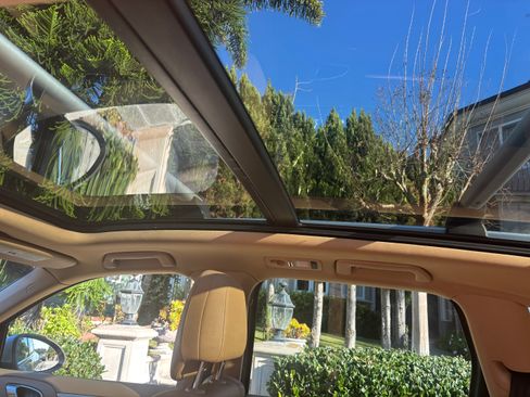 Used 2014 Porsche Cayenne S image 15