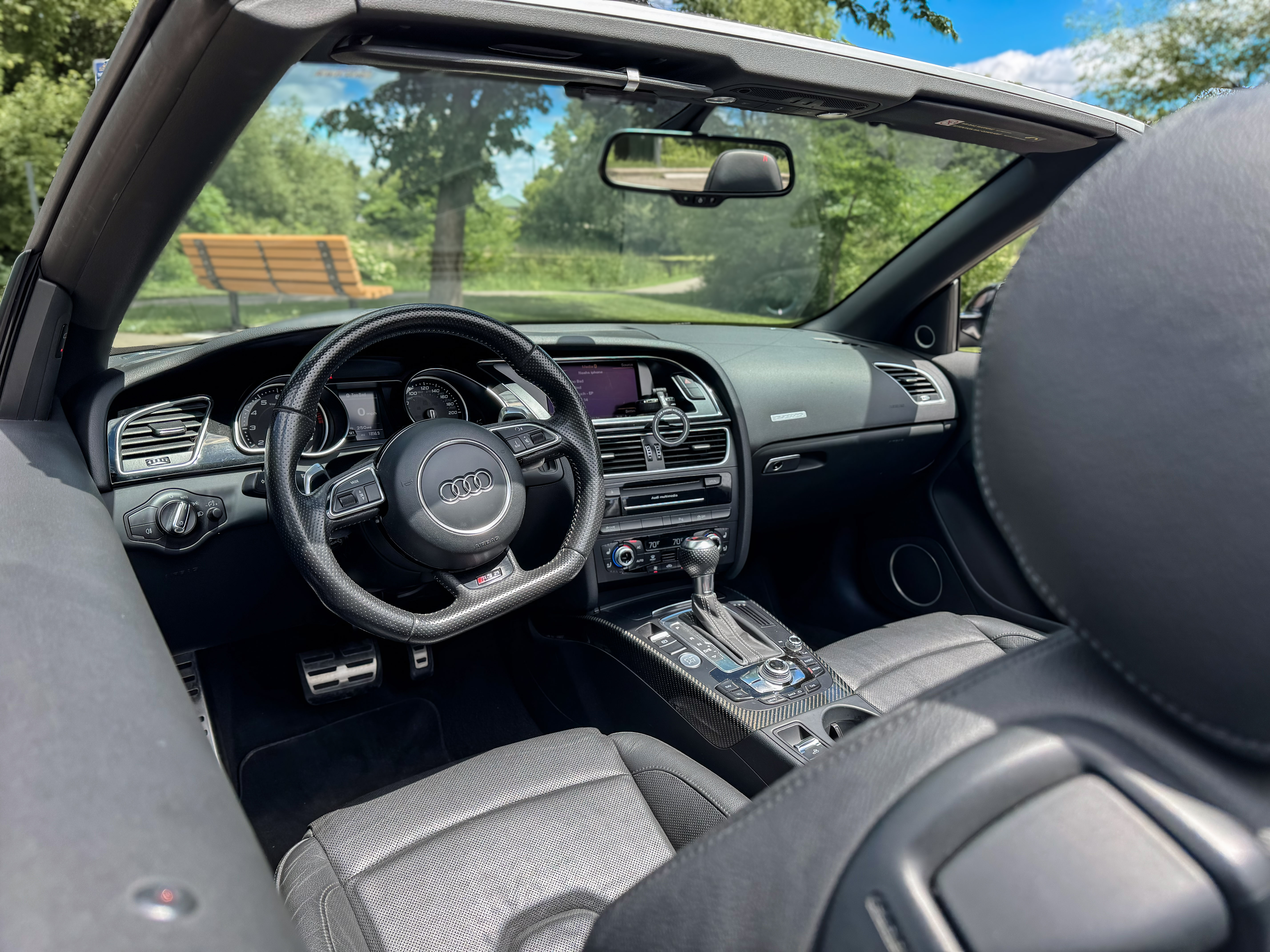 Used 2014 Audi RS 5 Cabriolet AWD/4WD image 22