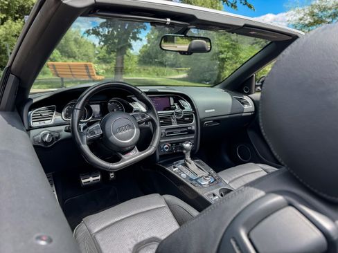 Used 2014 Audi RS 5 Cabriolet AWD/4WD image 22