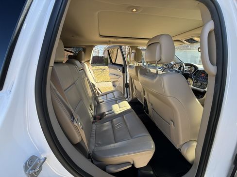 Used 2018 Jeep Grand Cherokee Limited w/ Luxury Group II image 13