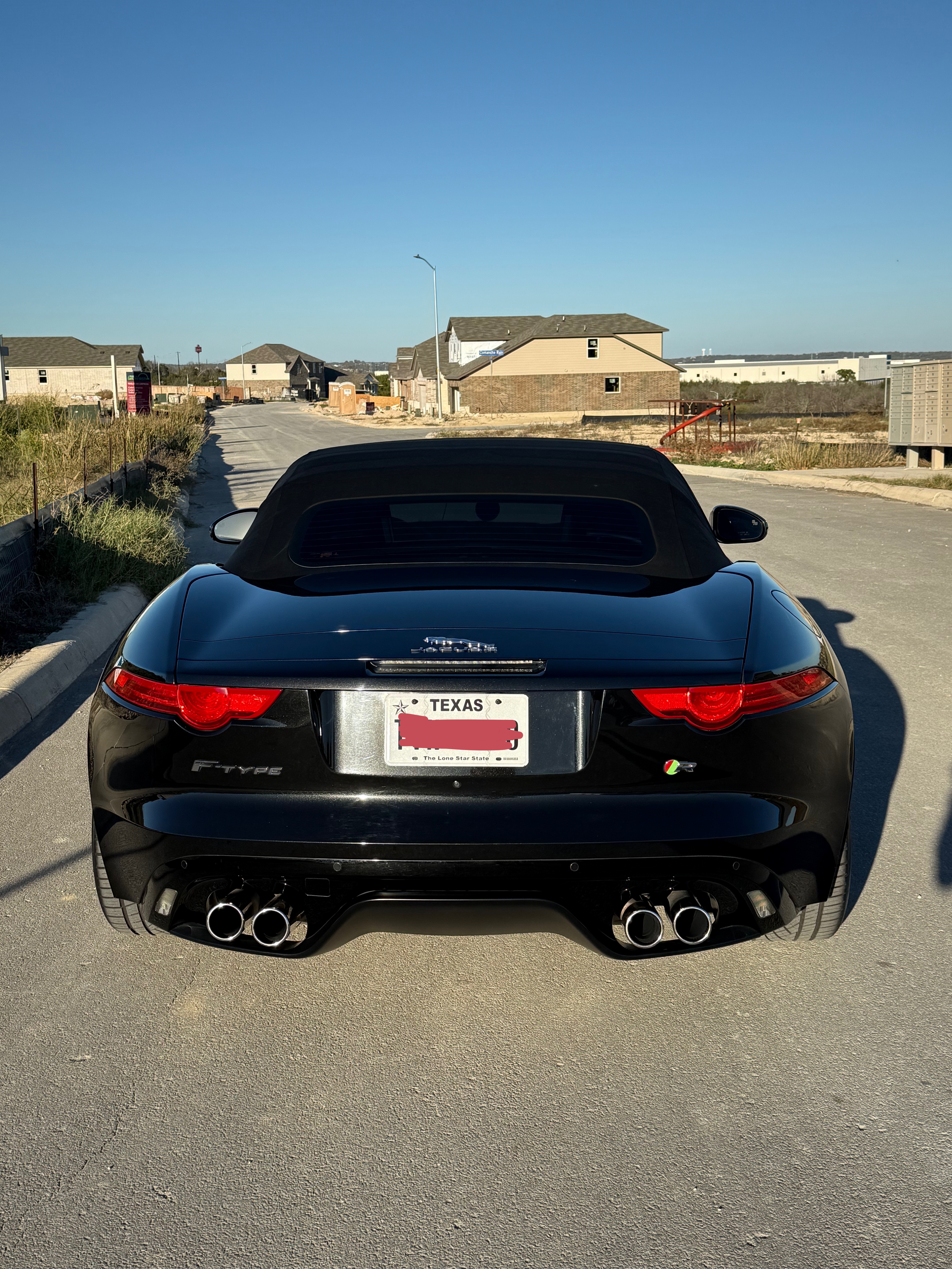 Used 2015 Jaguar F-TYPE S RWD image 4