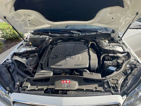 Used 2016 Mercedes-Benz E 350 Sedan image 15