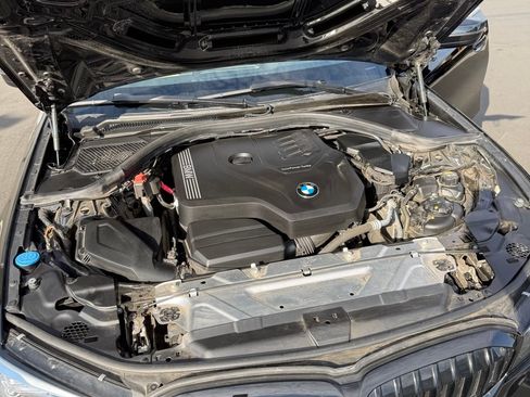 Used 2019 BMW 330i xDrive 330i xDrive Sedan 4D w/ Driving Assistance Package image 21