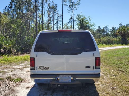 Used 2000 Ford Excursion Limited image 5