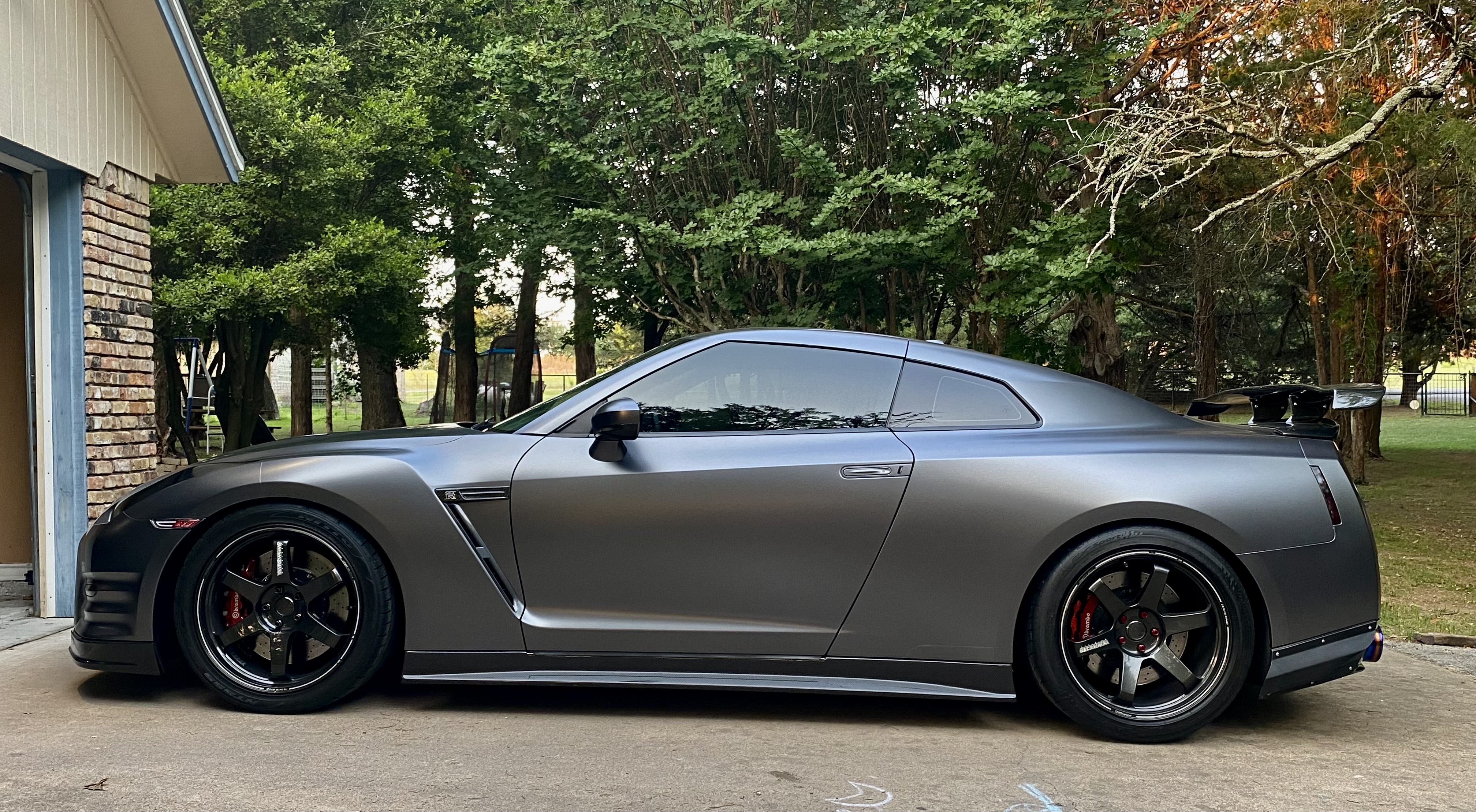 Used 2012 Nissan GT-R Black Edition AWD/4WD image 1