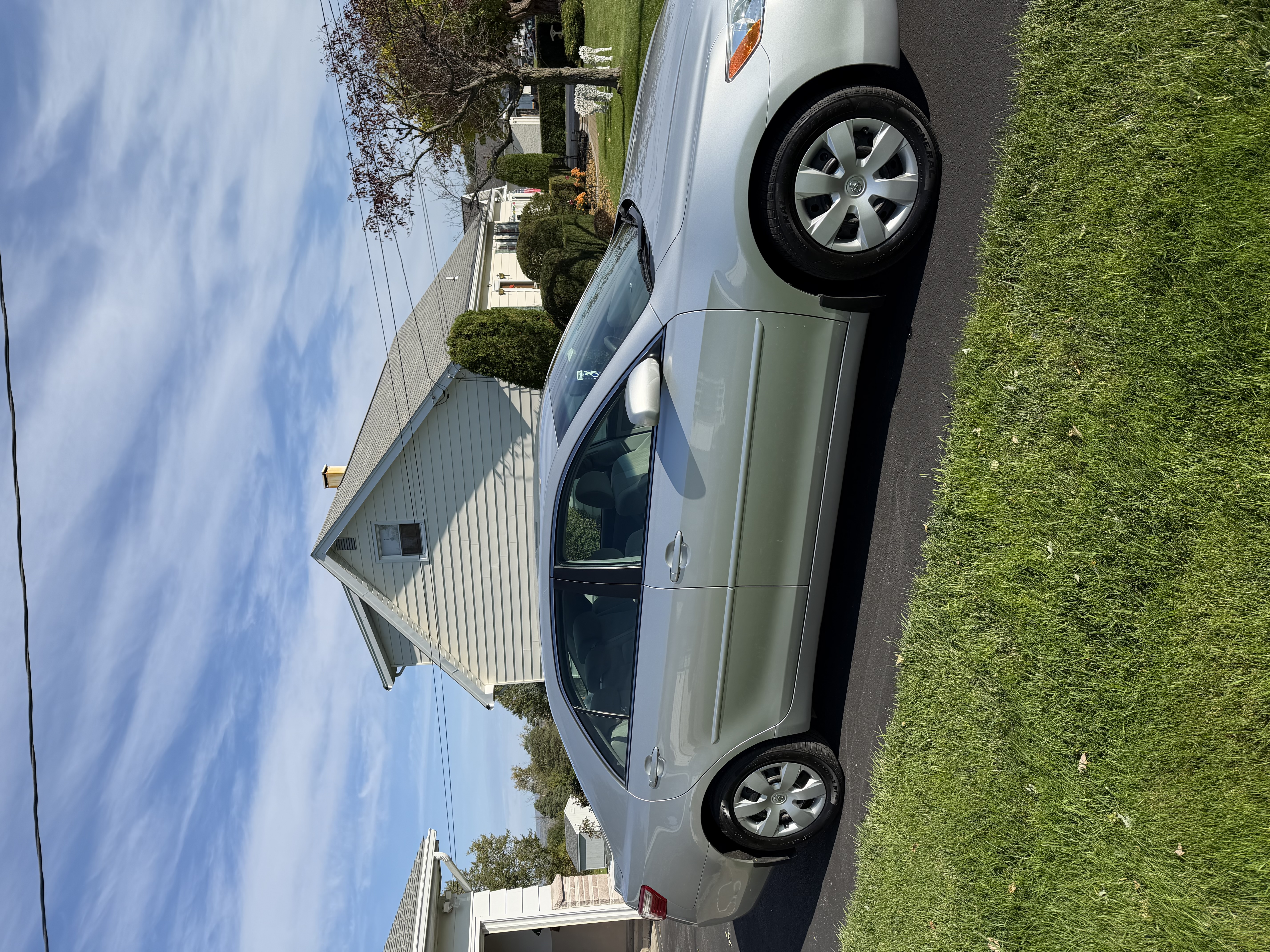 Used 2007 Toyota Camry LE FWD image 2
